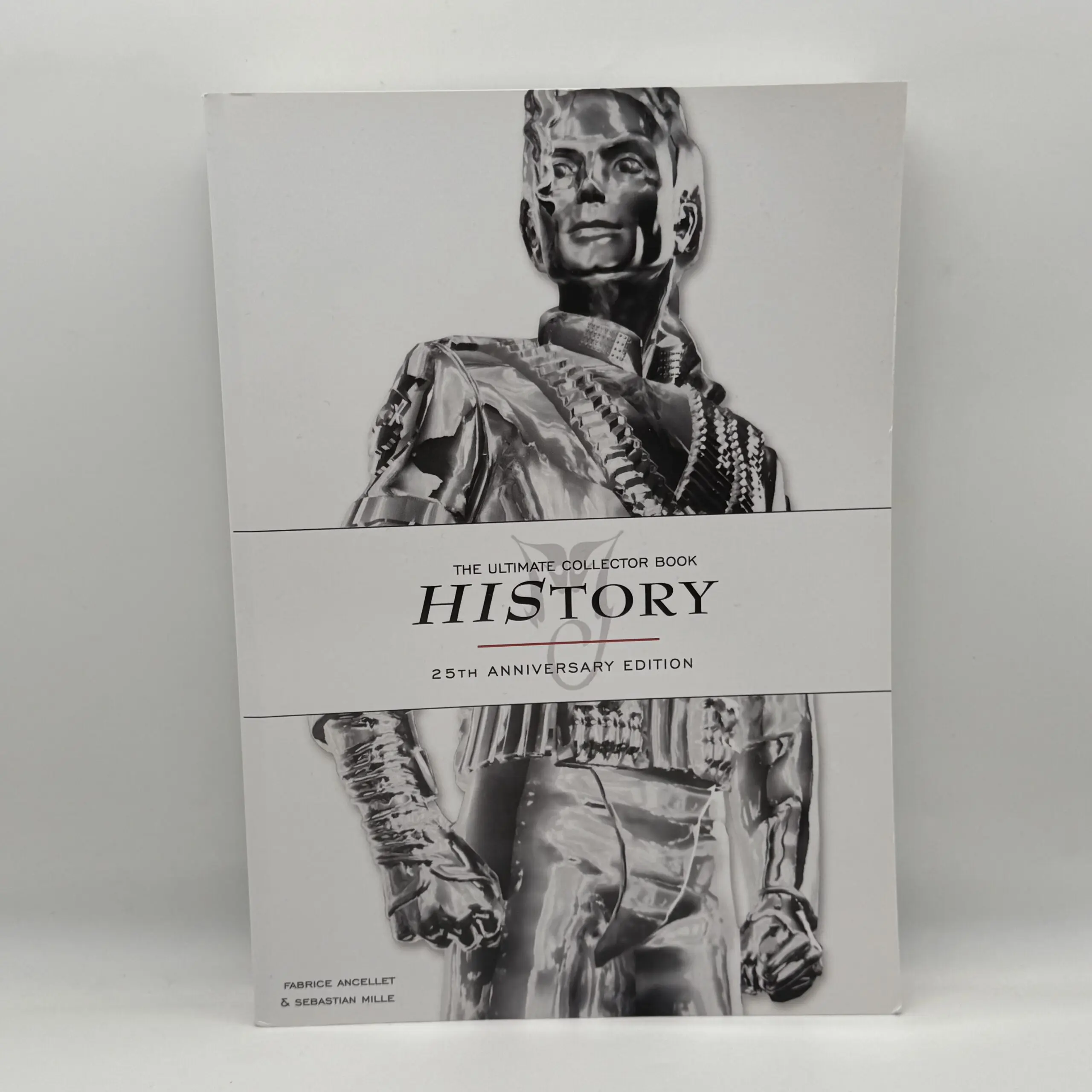 マイケルジャクソンThe Ultimate Collector Book Michael Jackson HIStory The Ultimate Collector Book by Hector