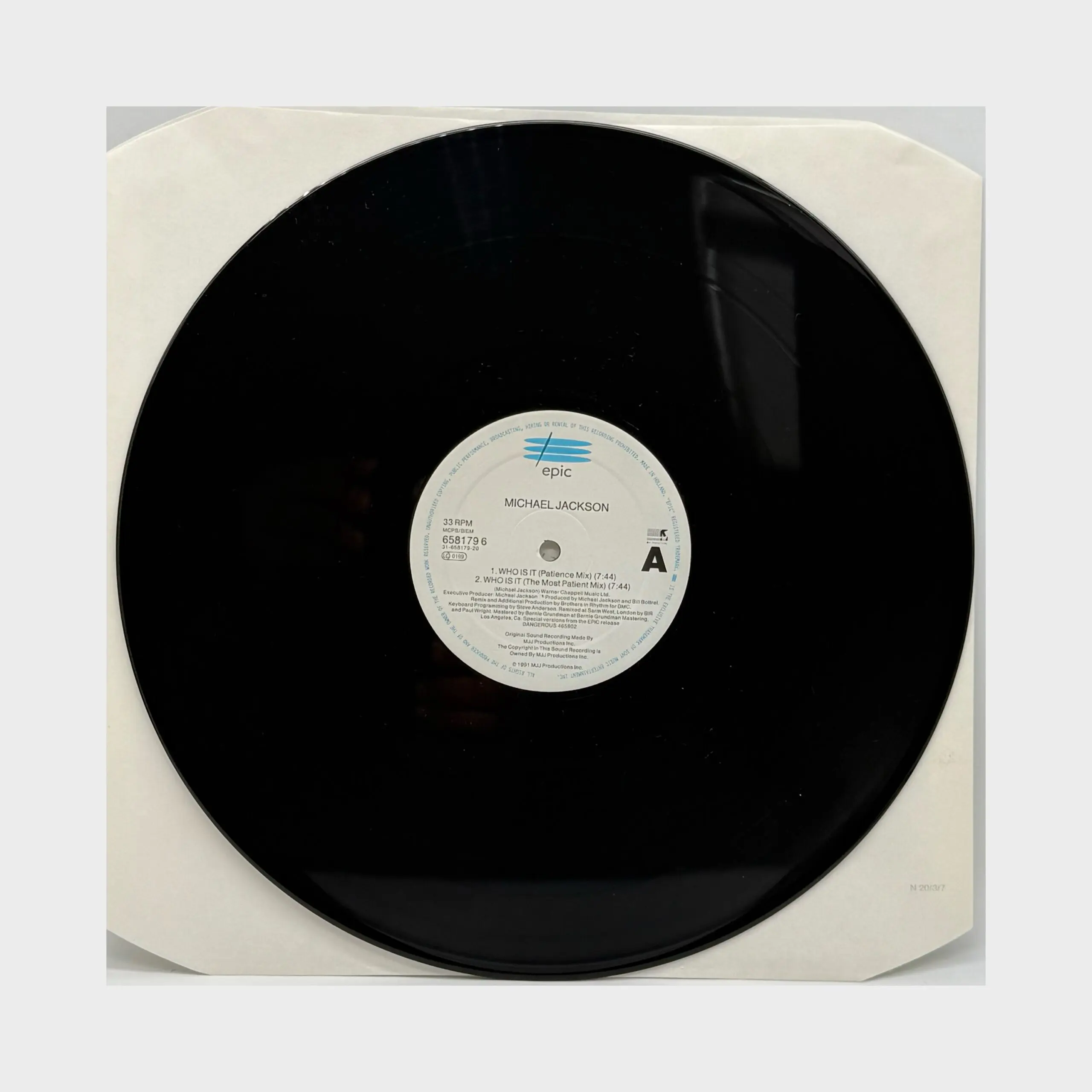 Michael Jackson Who Is It 12” Single (EURO) – Michael Jackson Market